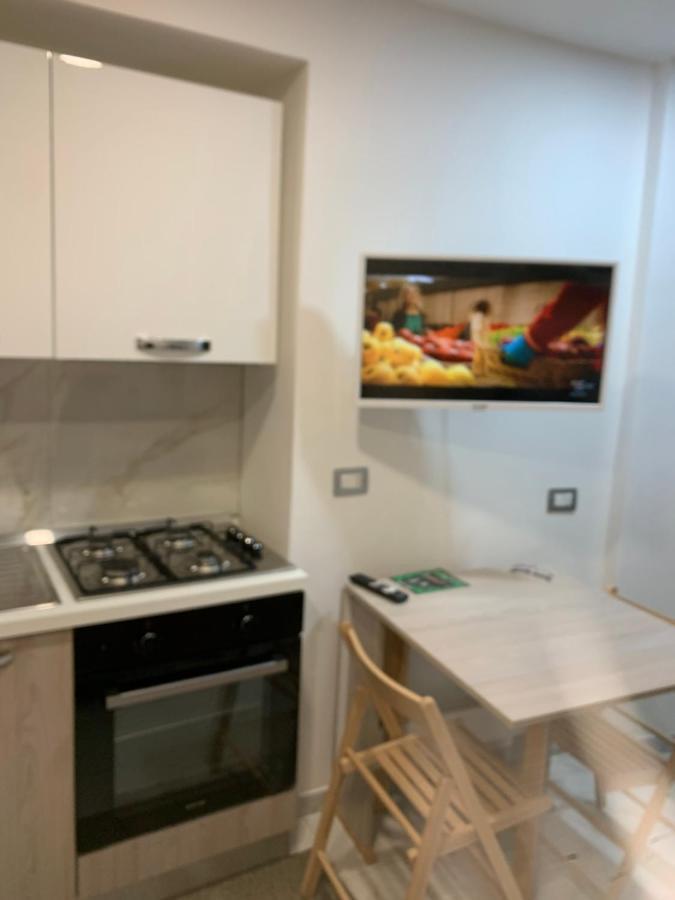 Apartament Viky House Chiaja 1 Neapol Zewnętrze zdjęcie
