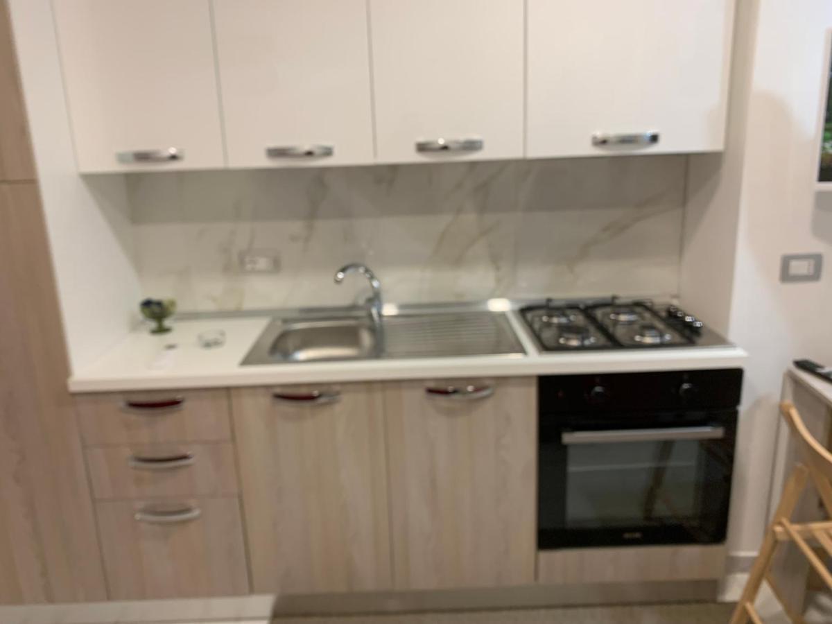 Apartament Viky House Chiaja 1 Neapol Zewnętrze zdjęcie